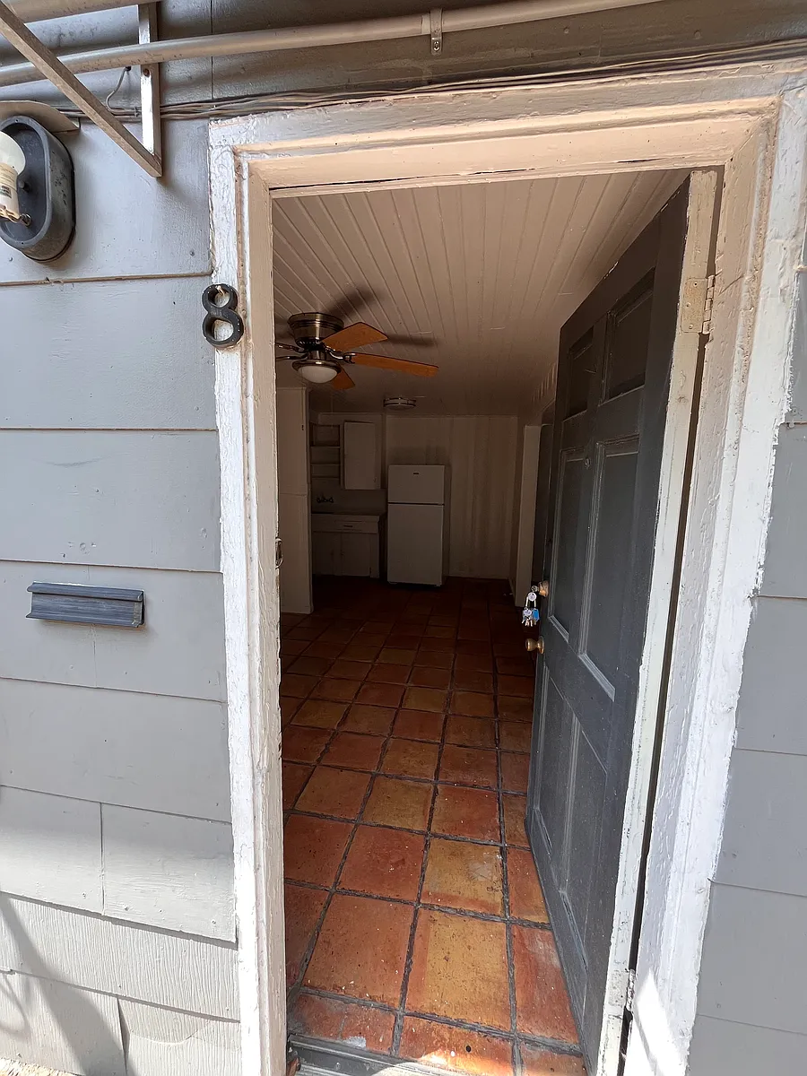Building Photo - 5108 Bayard Ln #8