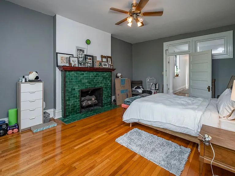 25 Hampton Ct #7 — Photo 39