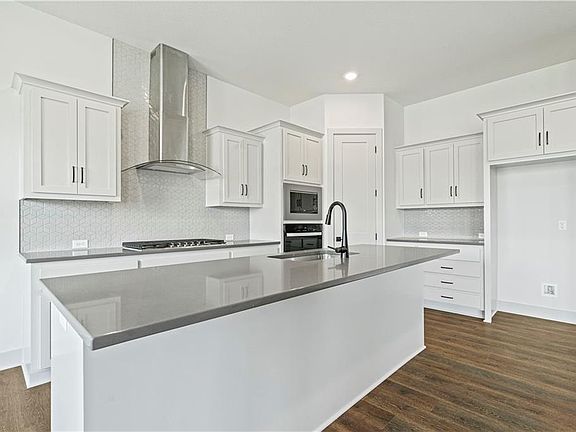 6th image of this home