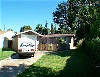 1st image of 8960 Rosewood Dr