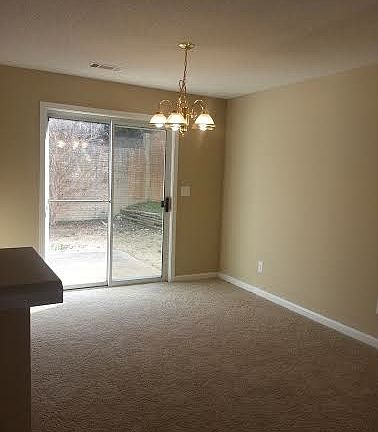 5th image of 1050 Chase Ln