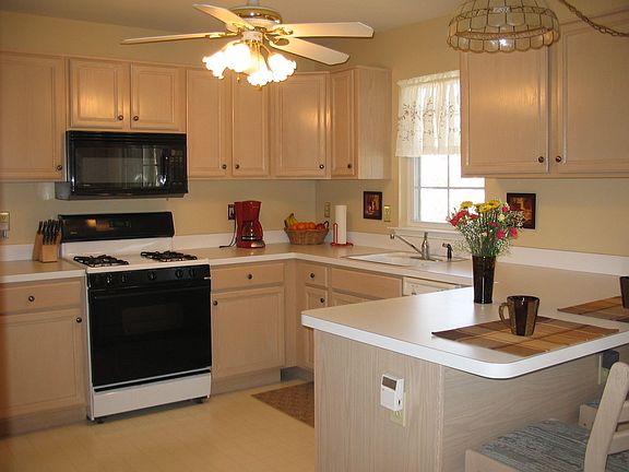 Spacious Kitchen