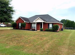 637 Baltzer Rd, Wetumpka, AL 36092