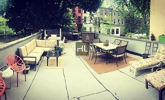5th image of 430 Lafayette Ave #2