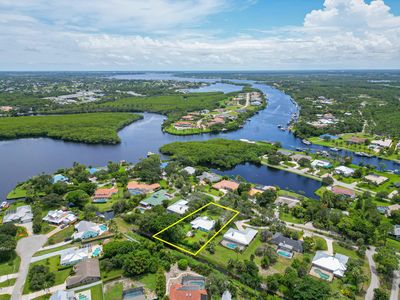 631 SE Norsemen Drive, Port Saint Lucie, FL, 34984