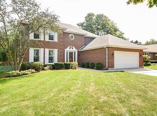 1511 N Beverly Ln, Arlington Heights, IL 60004