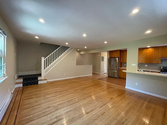 2nd image of 43-10 Orient Ave Floor 2