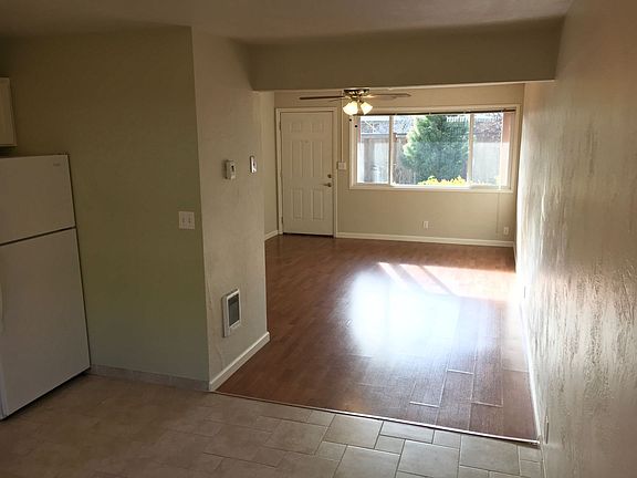 3rd image of 1315 & 1333 W 18th Ave #1333-2
