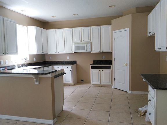 4th image of 18016 Birdwater Dr