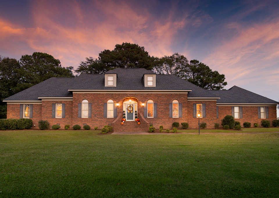 1st image of 3881 Butts Ln