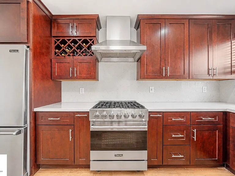 4854 Halkett Ave — Photo 15