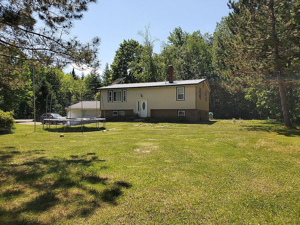 1st image of 7 Moosehorn Rd