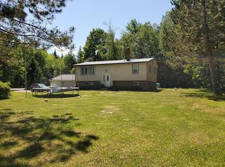 7 Moosehorn Rd, Abbot, ME 04406