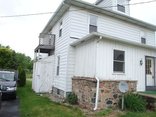 2nd image of 3944 Monroe Rd