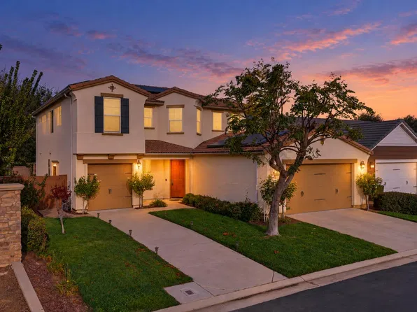 1855 N Whitehorse Ln, Clovis, CA 93619