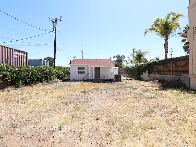 116 S Halcyon Rd — Photo 18