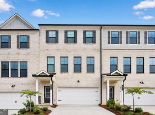 502 Provence Gate Ln, Lawrenceville, GA 30044