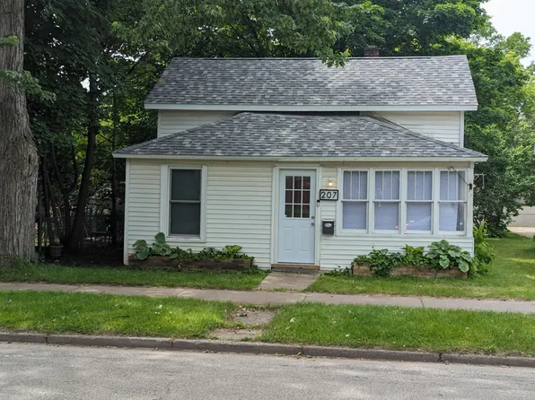 207 2nd Ave, Big Rapids, MI 49307