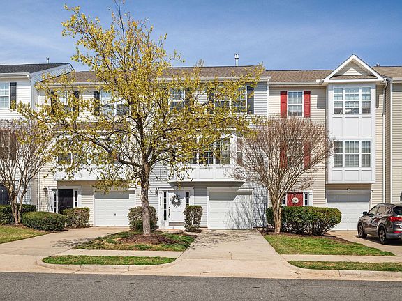 2nd image of 5117 Neuse Commons Ln