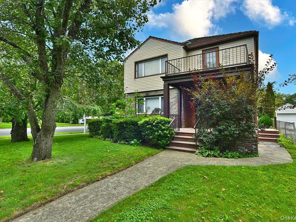 1st image of 7503 196th St