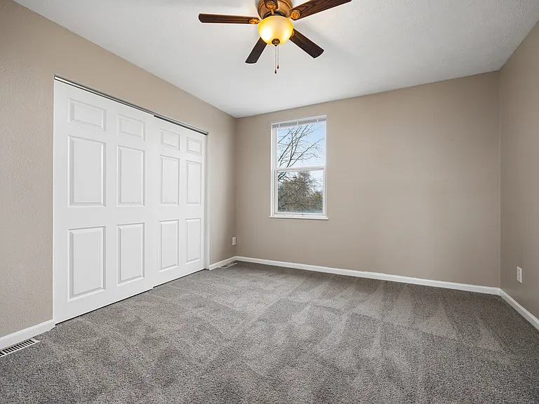 Sky Way Apartments — Photo 16