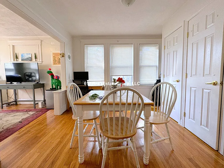 223 Summer St #3R — Photo 4