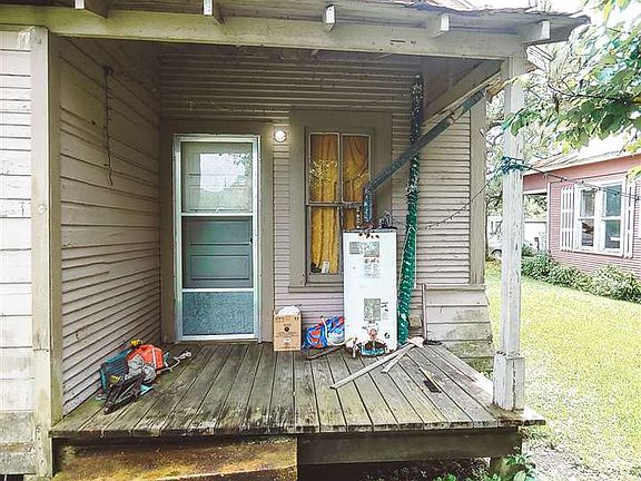 4th image of 504 W Park Ave