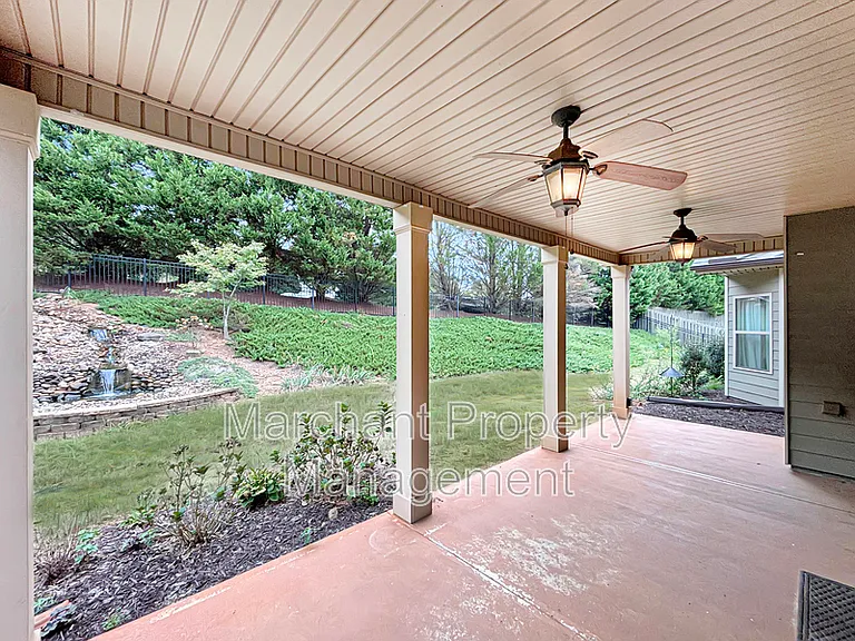 32 Governors Lake Way — Photo 36