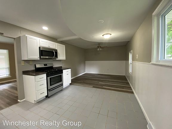 4th image of 713 Lynn Haven Ln