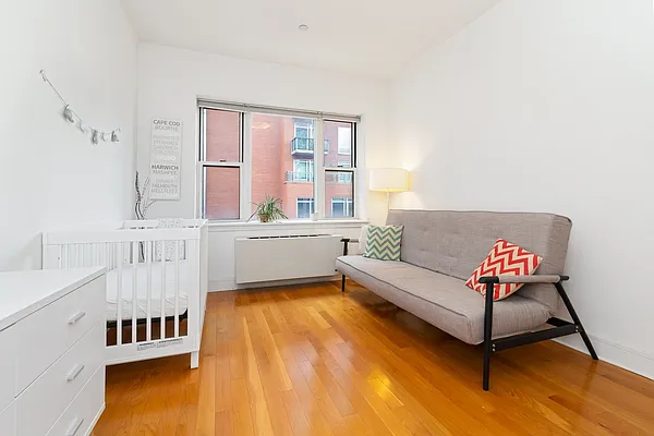 Sold by Compass | media 21
