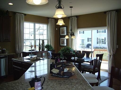 4th image of 9824 Kelley Ln
