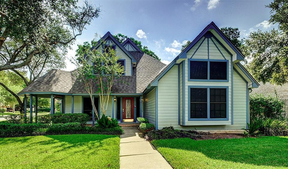 1st image of 914 Colony Ct