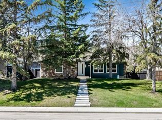 11835 E Elbow Dr SW, Calgary, AB T2W 1H1