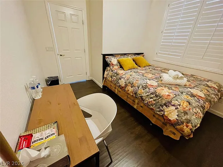 315 Carlisle Crossing St — Photo 12