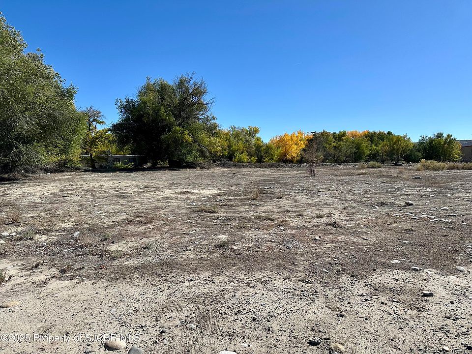 2nd image of Southside River Rd