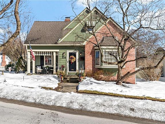 2nd image of 408 Fair St