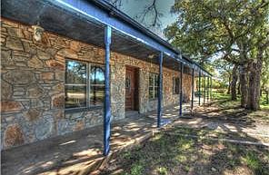 3rd image of 5660 County Road 200