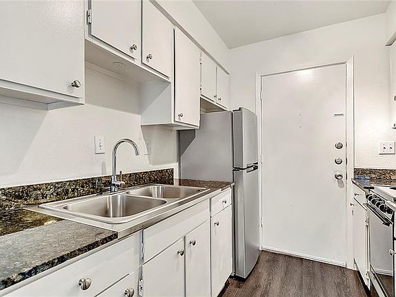 2nd image of 400 Kenniston Dr APT 207