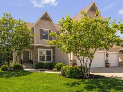 8608 W 165th Pl, Overland Park, KS, 66085