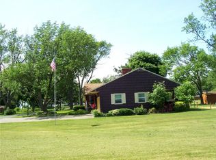 5084 W Lake Rd, Dunkirk, NY 14048