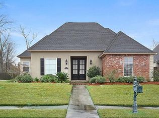 3117 Shadow Hill Dr, Baton Rouge, LA 70816