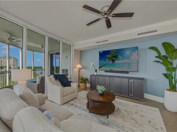 13665 Vanderbilt DR #501, NAPLES, FL 34110