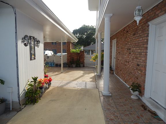 4th image of 3705 N Turnbull Dr