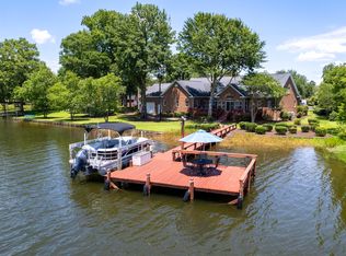 65 Reedy Ct, Manning, SC 29102