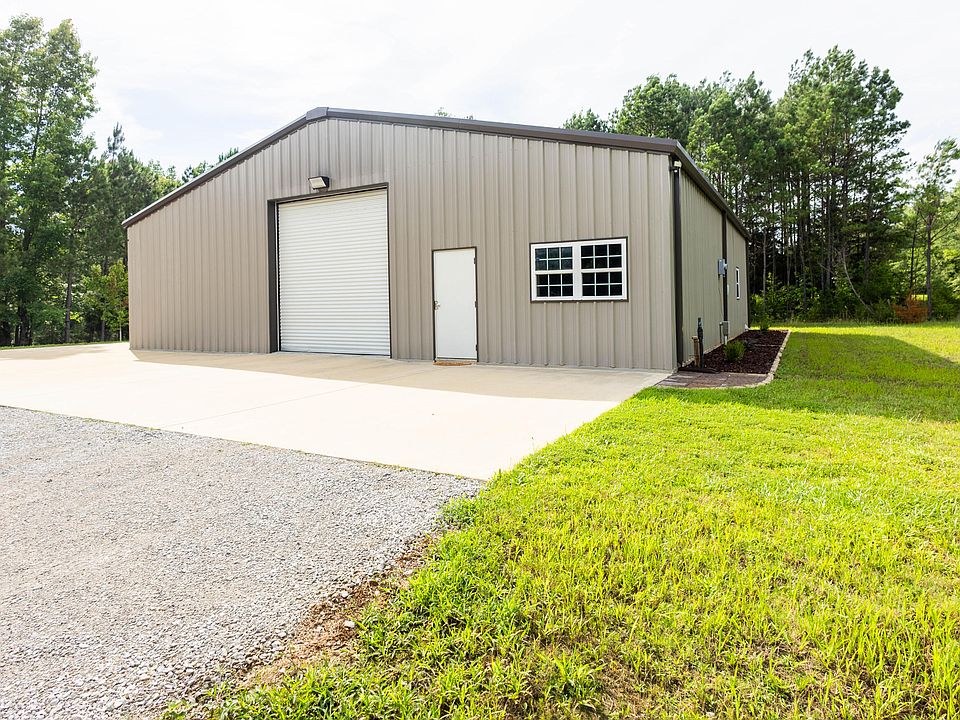 1st image of 60018 Hathcock Rd