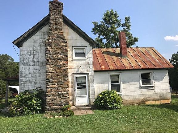 2nd image of 1104 Curby Branch Dr
