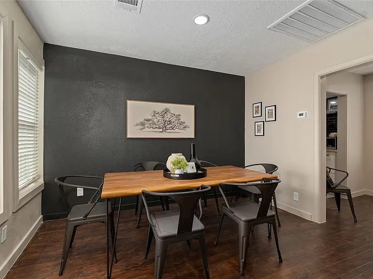 207 N Preston Ave — Photo 13