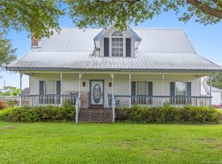 6921 Burgundy Dr, Lake Charles, LA 70605