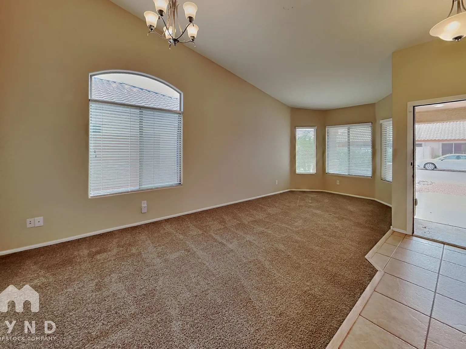 4 bed, 2.5 bath, 2096 sqft, $1,950 — Photo 4