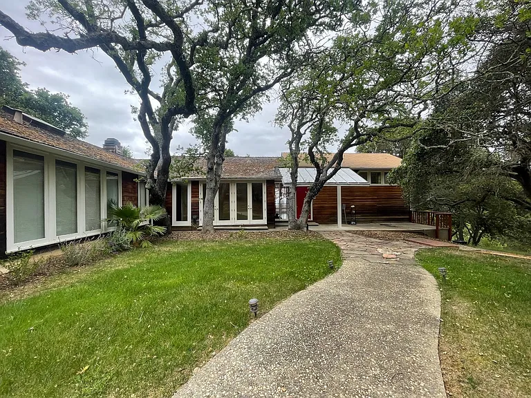 15480 Peach Hill Rd — Photo 16